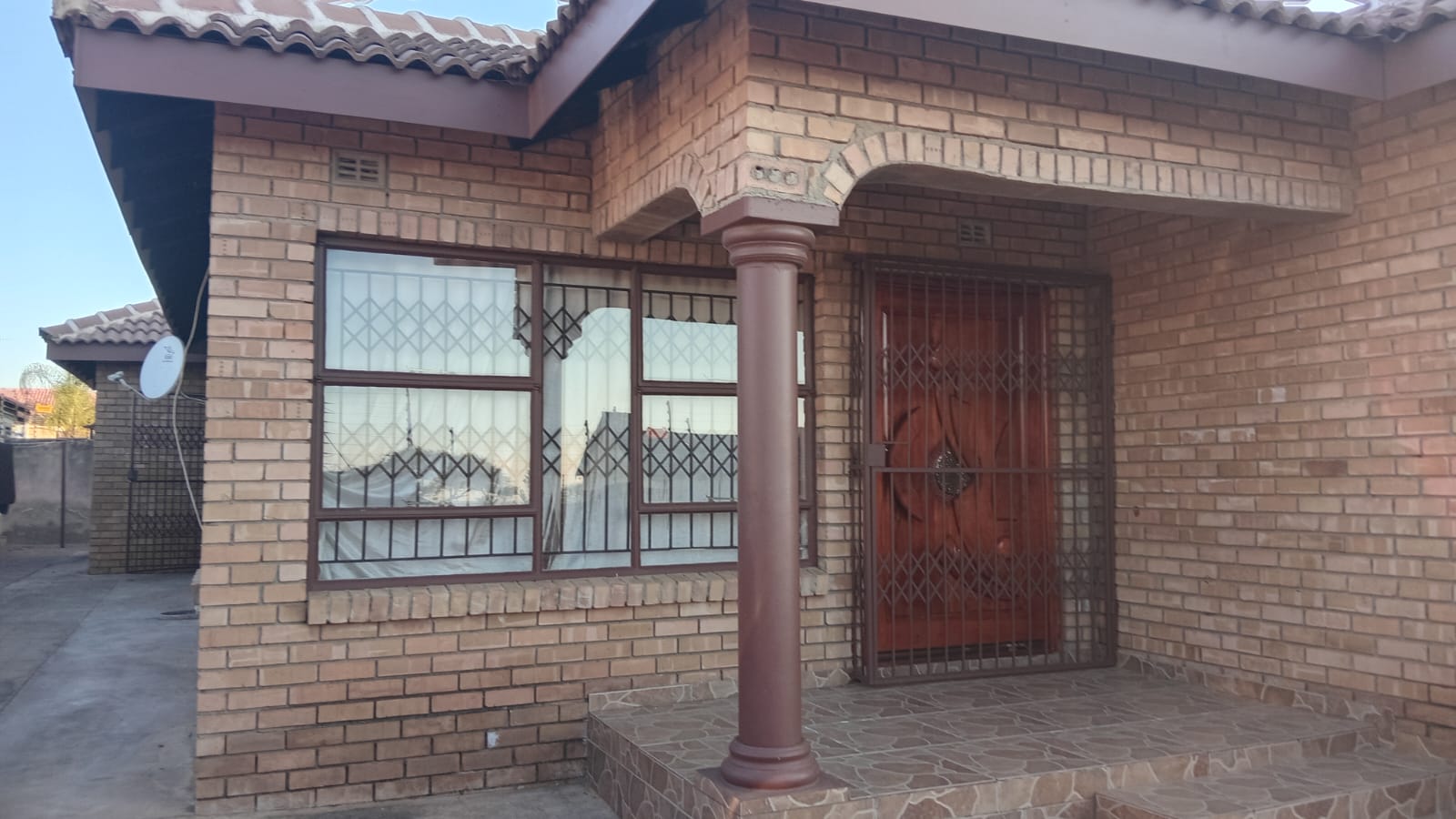 HOUSE TO RENT MAHLASEDI PARK